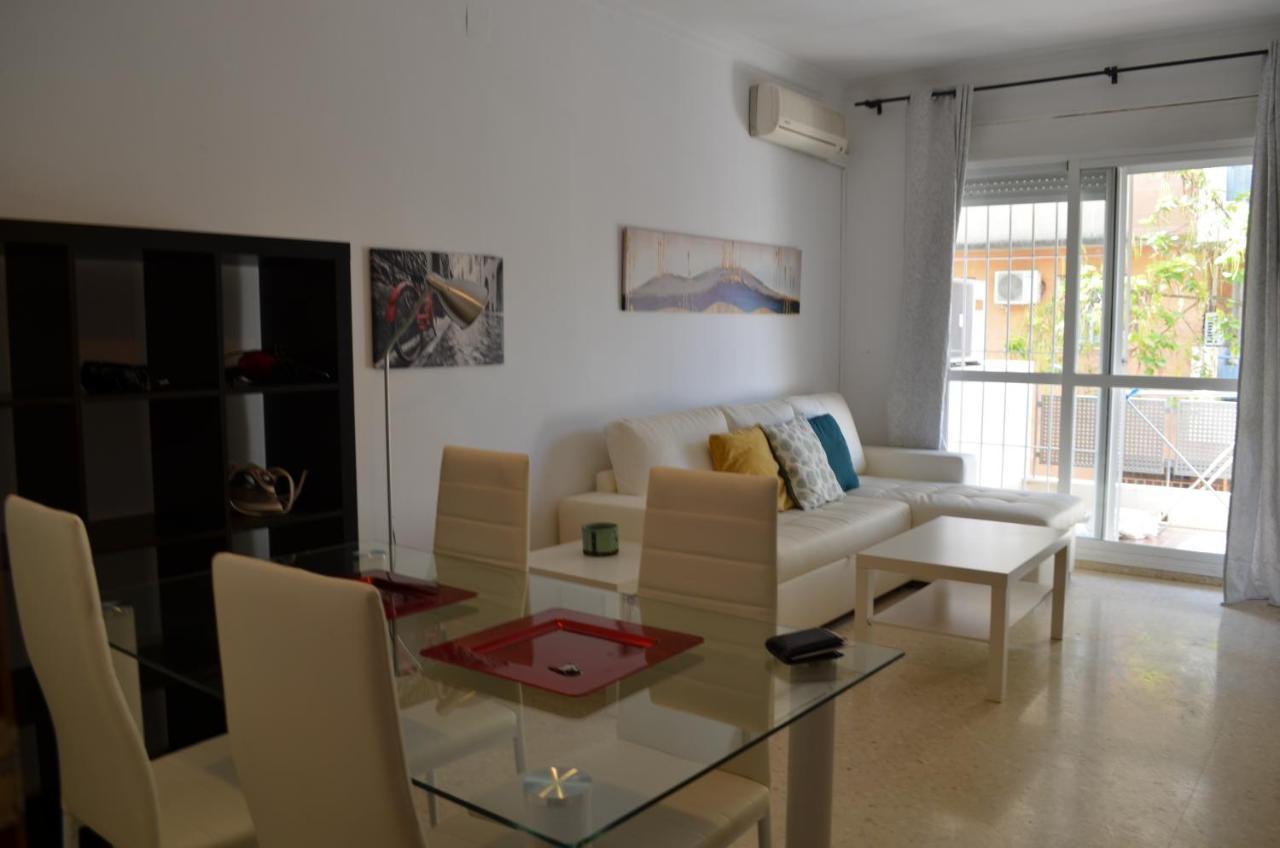 Apartamento Reformado Parking Gratis Apartment Sevilla Bagian luar foto