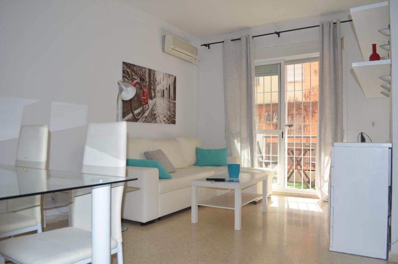 Apartamento Reformado Parking Gratis Apartment Sevilla Bagian luar foto