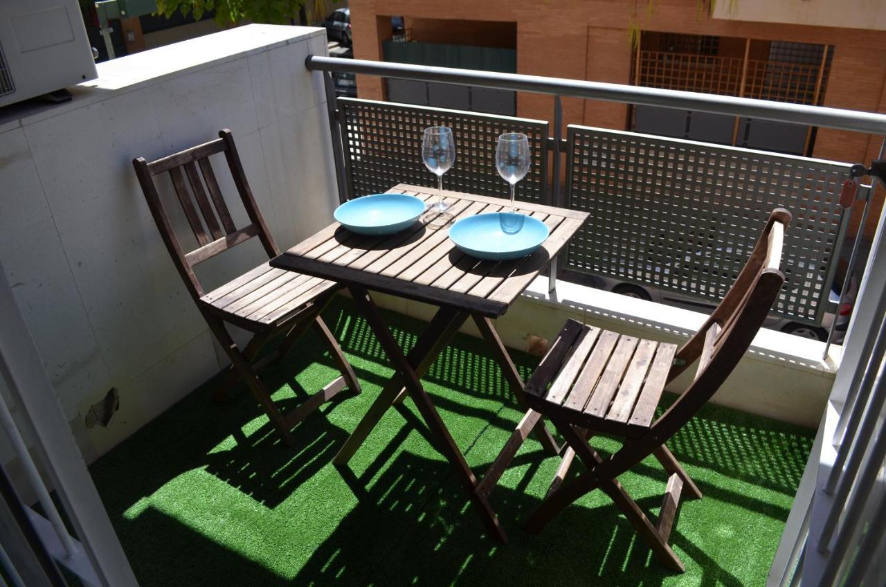 Apartamento Reformado Parking Gratis Sevilla Bagian luar foto