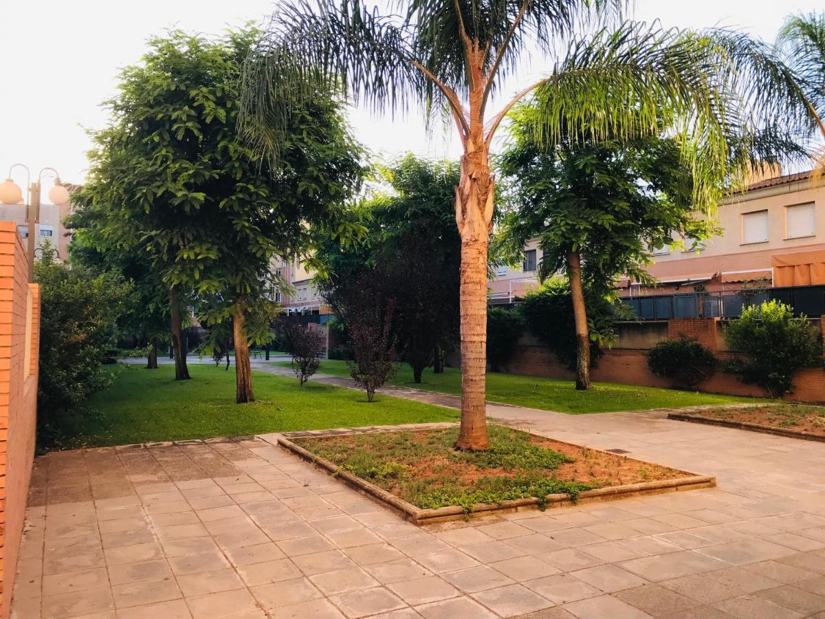 Apartamento Reformado Parking Gratis Sevilla Bagian luar foto
