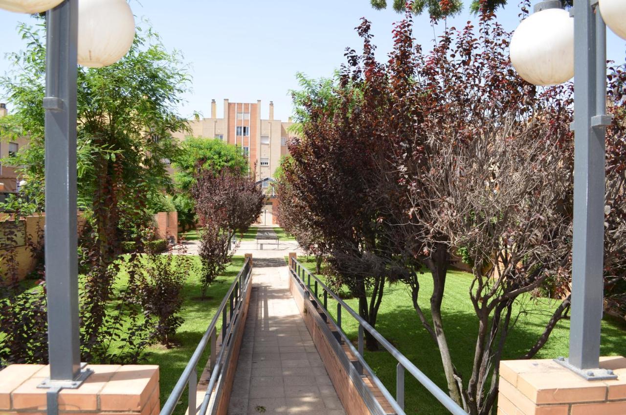 Apartamento Reformado Parking Gratis Apartment Sevilla Bagian luar foto