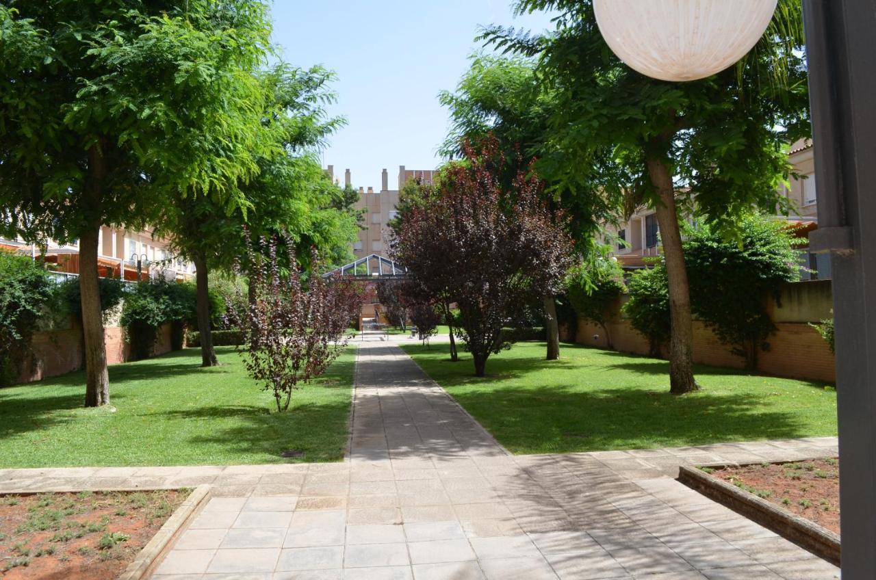Apartamento Reformado Parking Gratis Sevilla Bagian luar foto