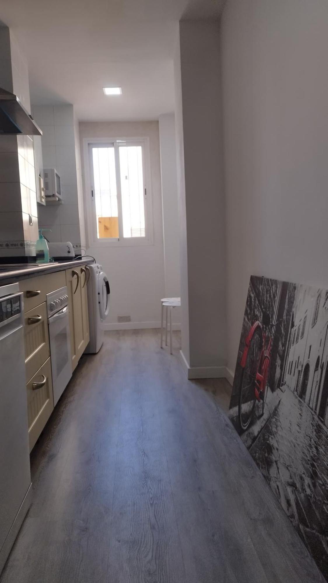 Apartamento Reformado Parking Gratis Sevilla Bagian luar foto